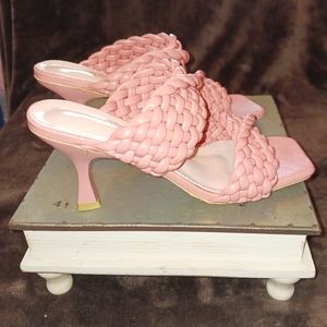 💥NIB💥Wskeisp Braided heeled sandals size 7.5